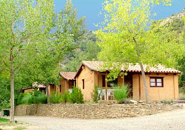 Bungalows at Camping El Puente