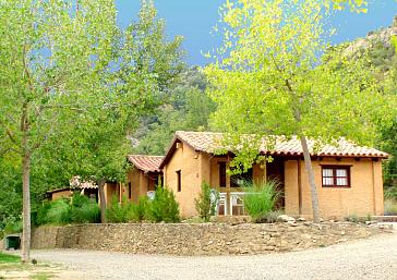 Bungalows at Camping El Puente