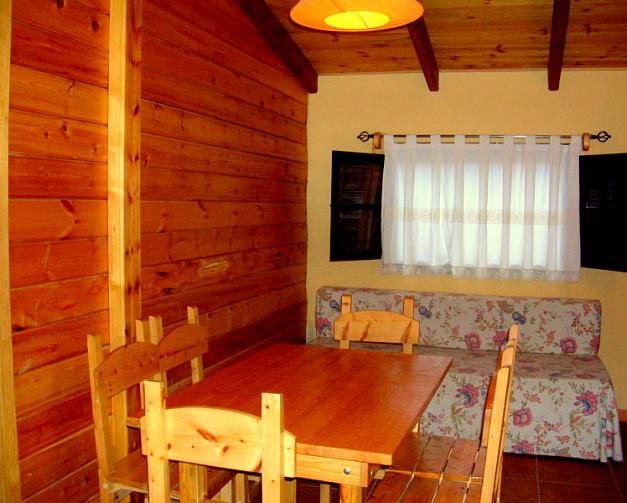 Bungalows op Camping El Puente